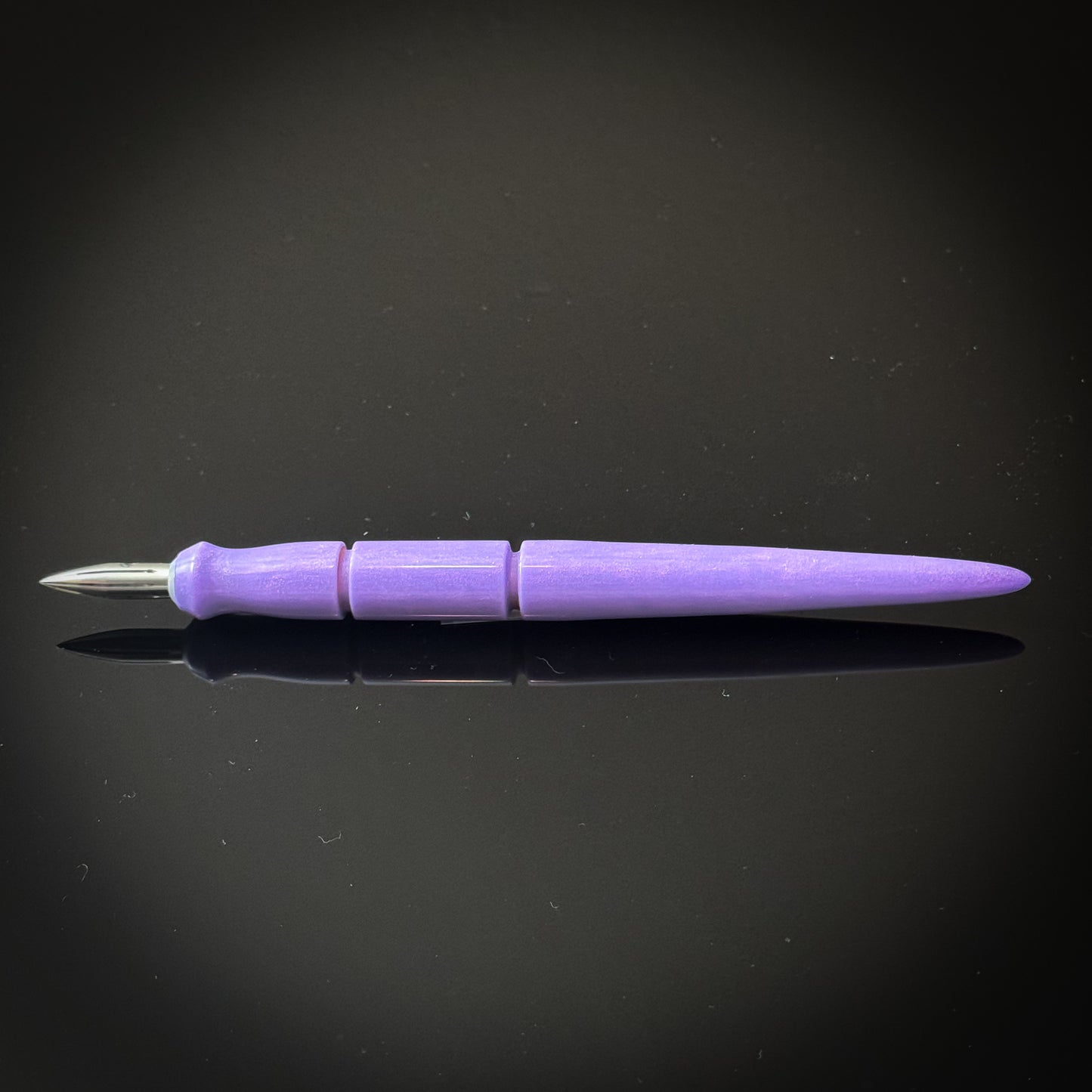 Lilac Shimmer Contoured Nib Holder