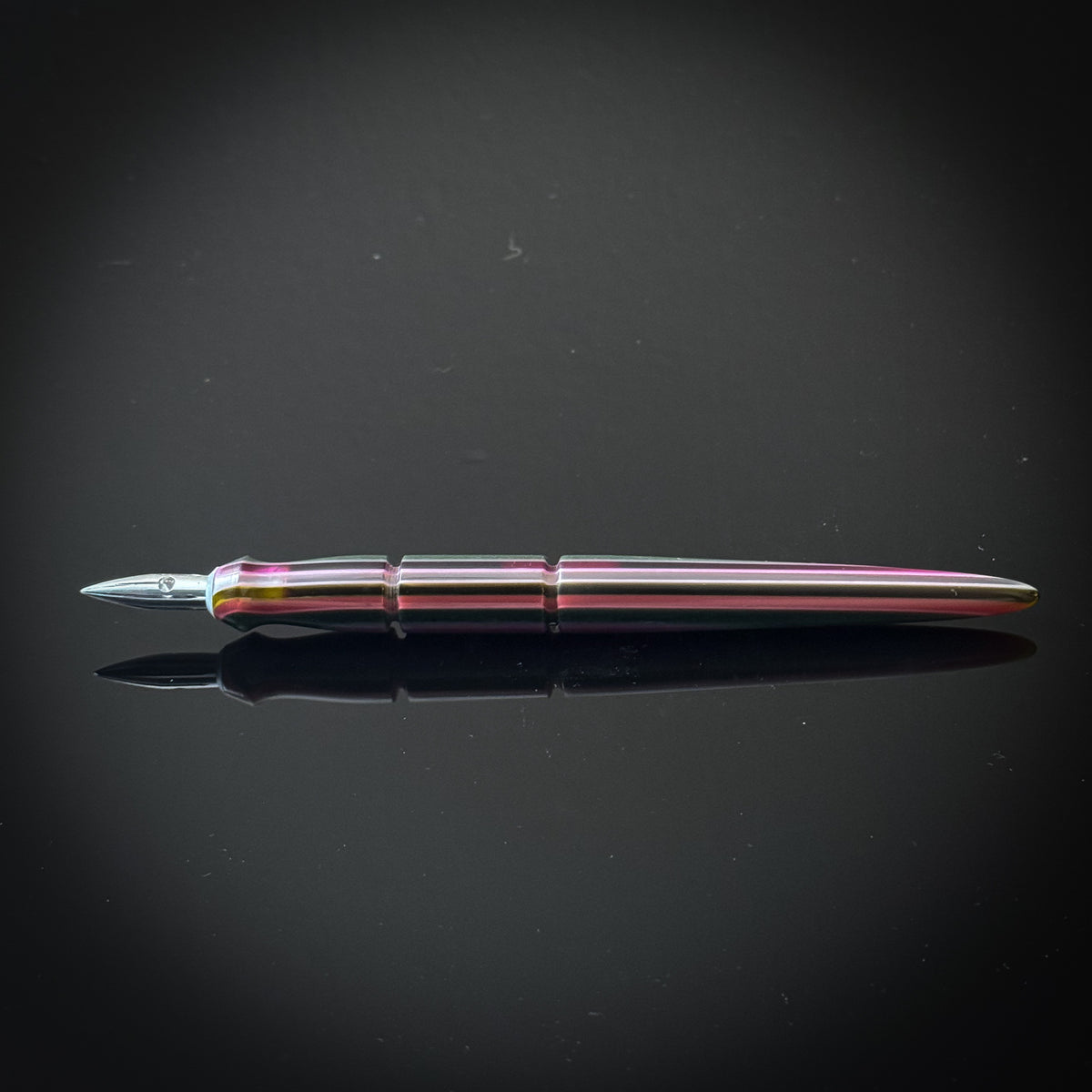 Gothic Iridescence Striped Contoured Nib Holder