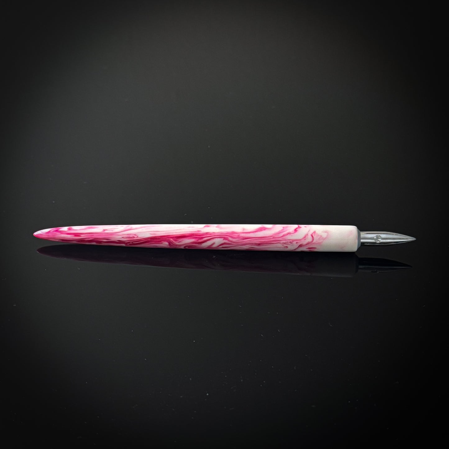 Pink and White Slim Style Nib Holder