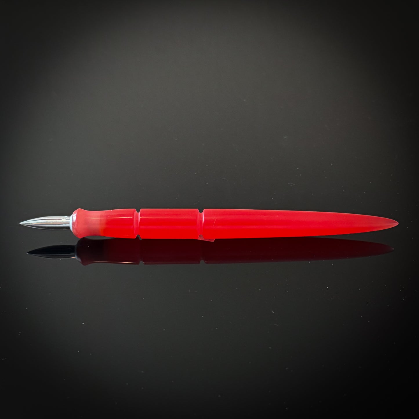Red Contoured Nib Holder
