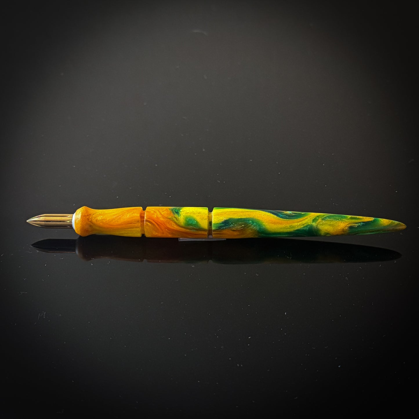 Asterales Contoured Nib Holder -Low Lustre Finish