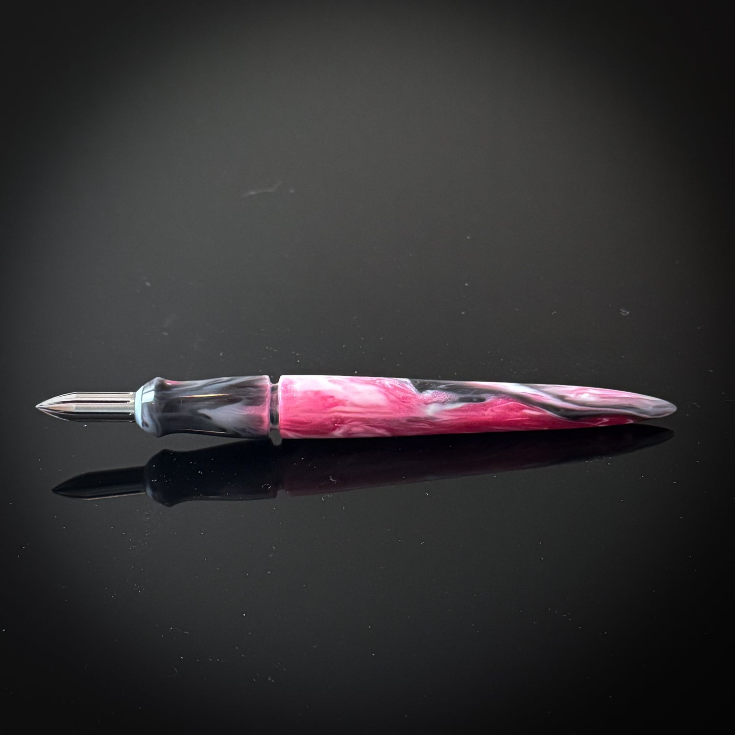 Elderberry Lace Mini Nib Holder