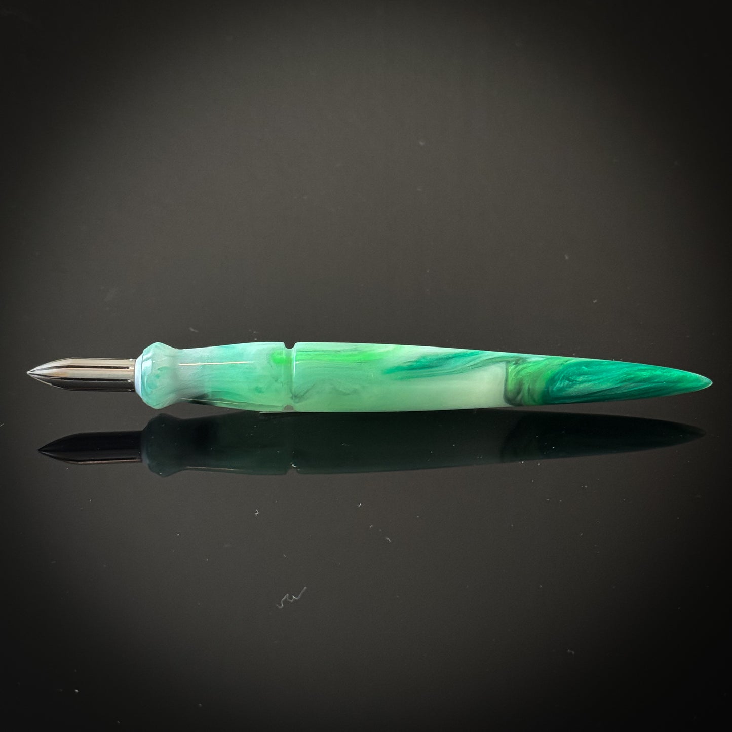 Green and White Mini Nib Holder