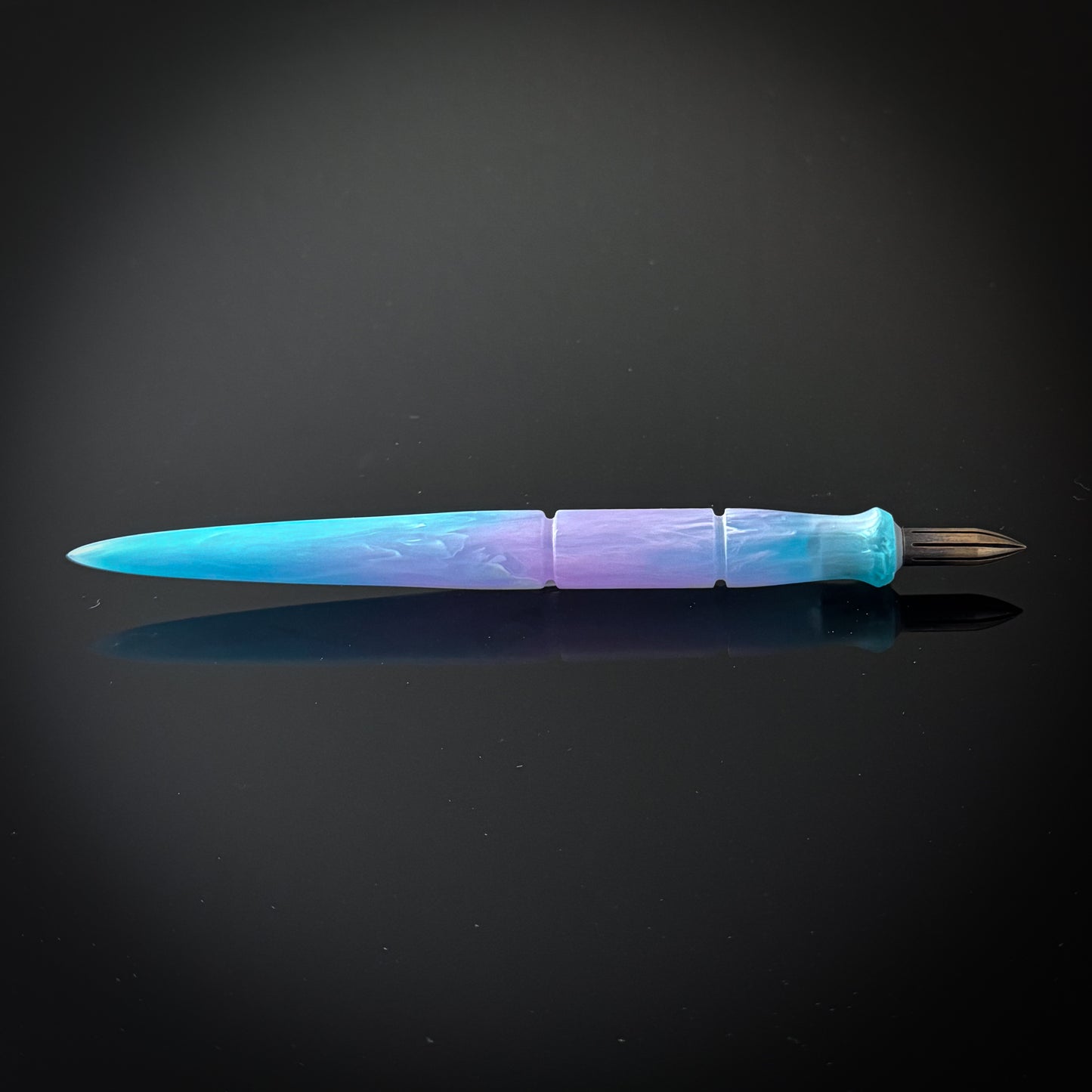 Purple, Blue and White Contoured Nib Holder -Low Lustre Finish