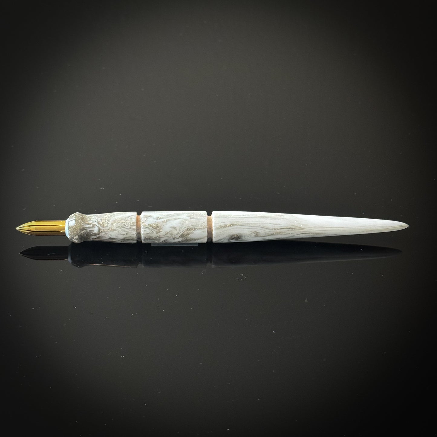 White and Silver Contoured Nib Holder