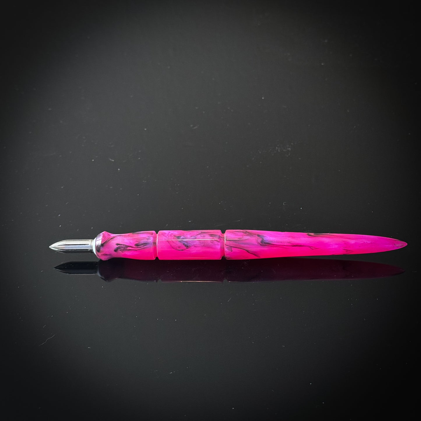 Pink Current Contoured Nib Holder