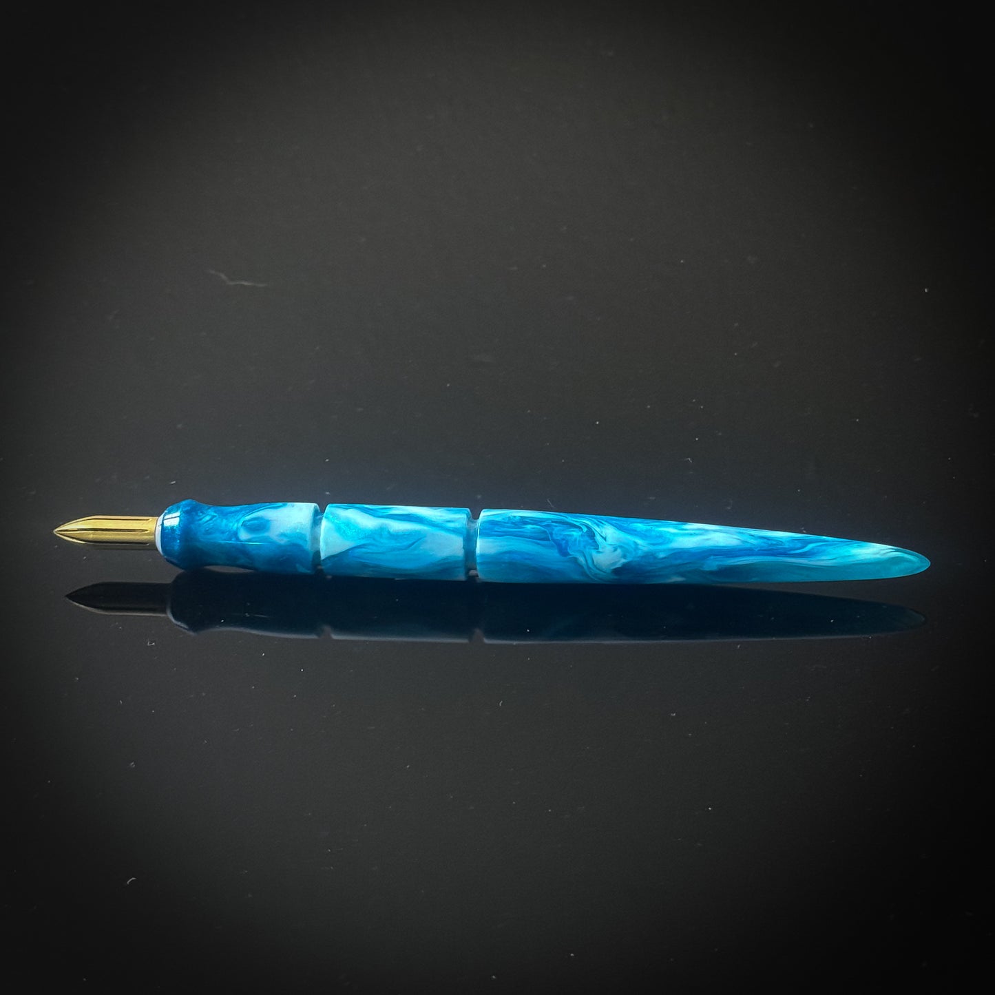 Bluebell Breeze Contoured Nib Holder