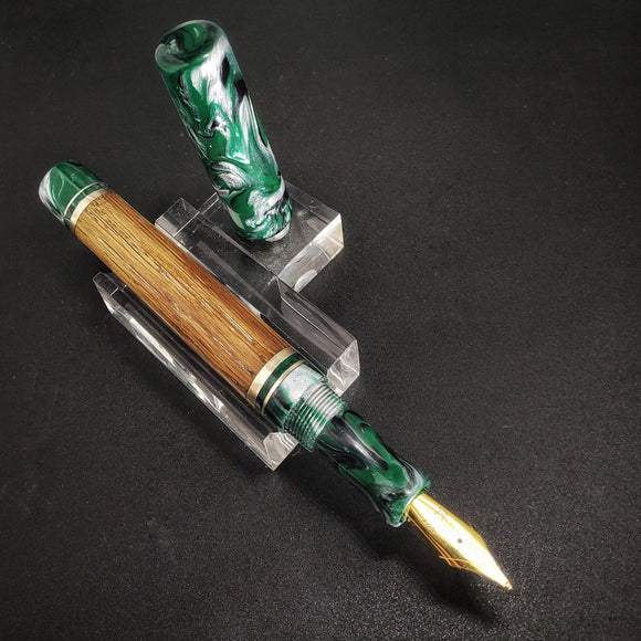 Wizardly Wood Fountain Pen in Green, Black  and Silver - Jowo Nib
