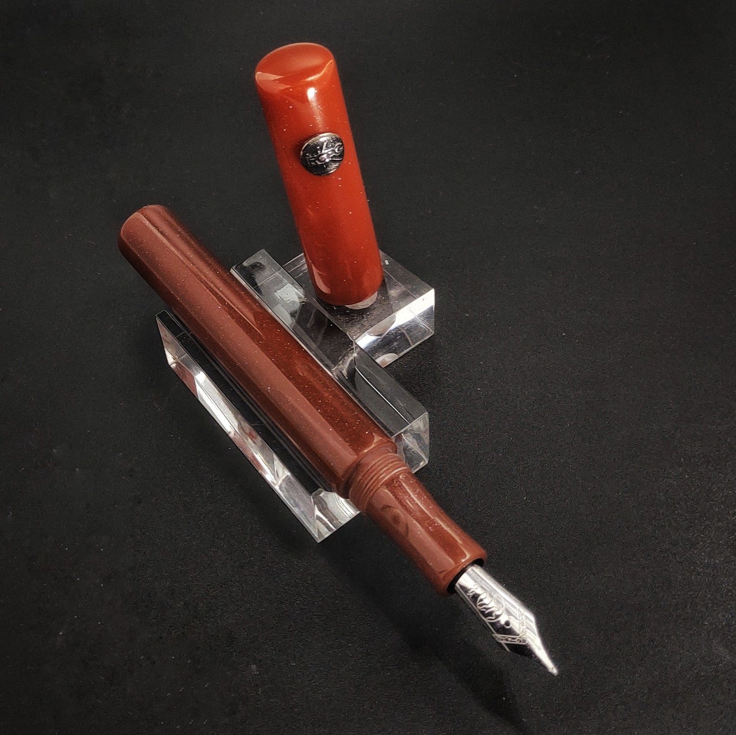 Ercolano Red and Armenian Crimson Westwood Model With Rollstop - Bock Nib
