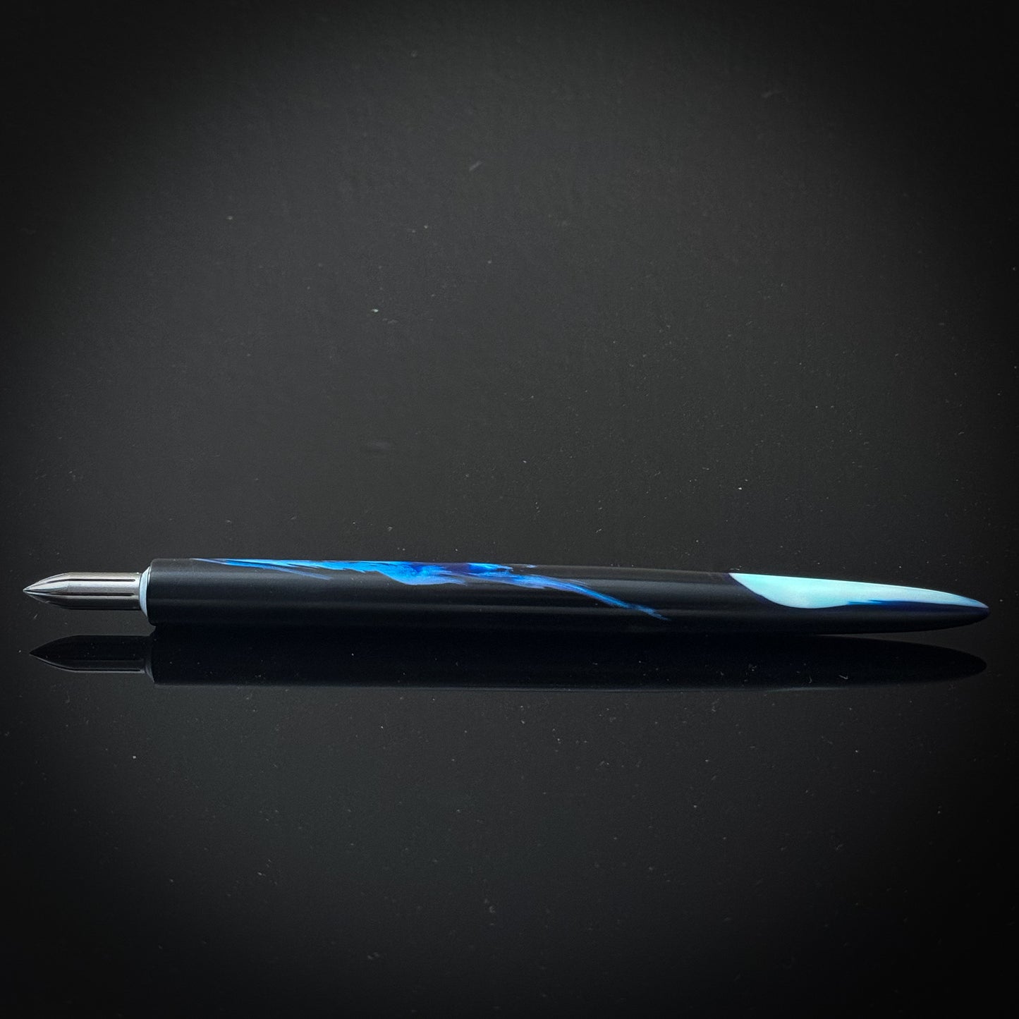 Worlds Fair Slim Style Nib Holder