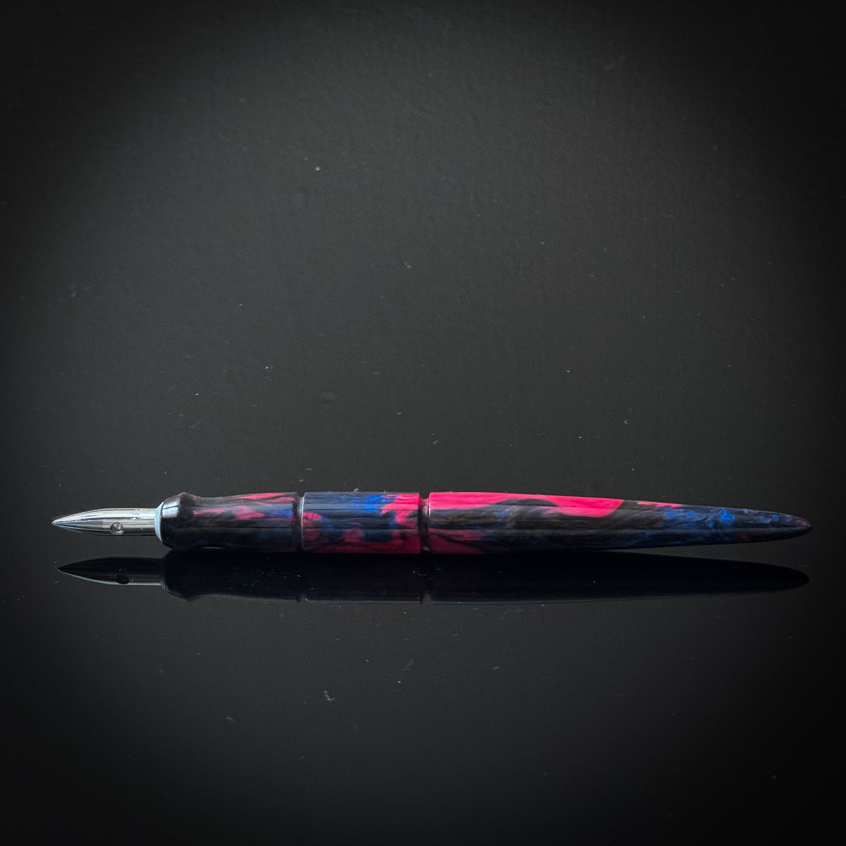 Fuscia Black and Blue Contoured Nib Holder