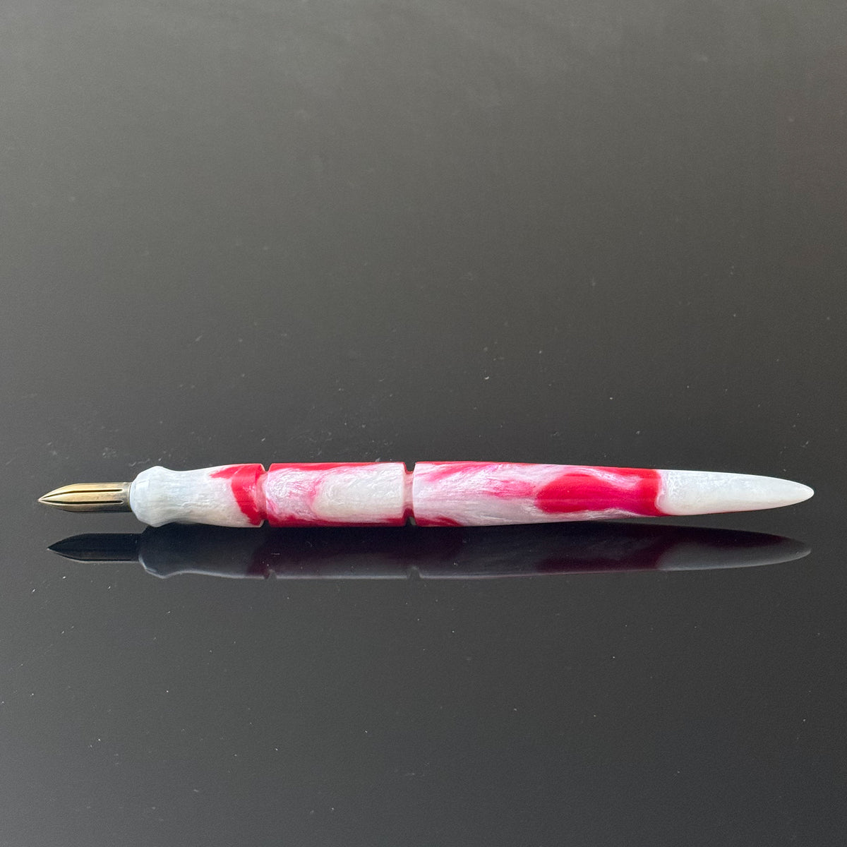 Winter Orchid Contoured Nib Holder