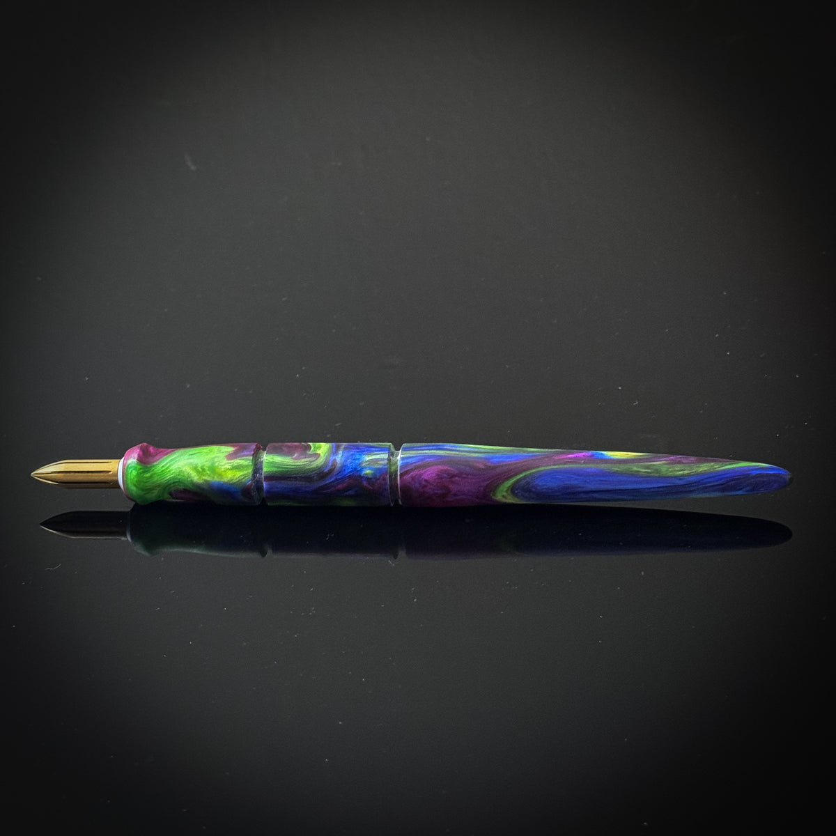 Reader Beware Contoured Nib Holder -Low Lustre Finish