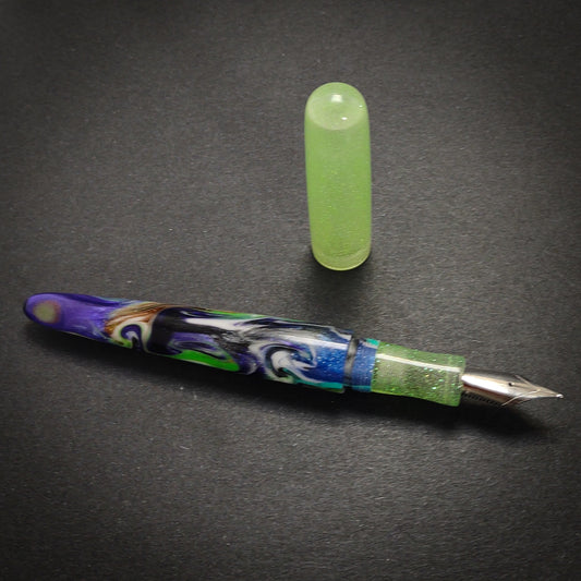 Mermaid Lagoon with Green Sparkle Shadyside Model - Jowo Nib