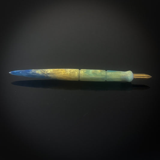 The Roan Contoured Nib Holder