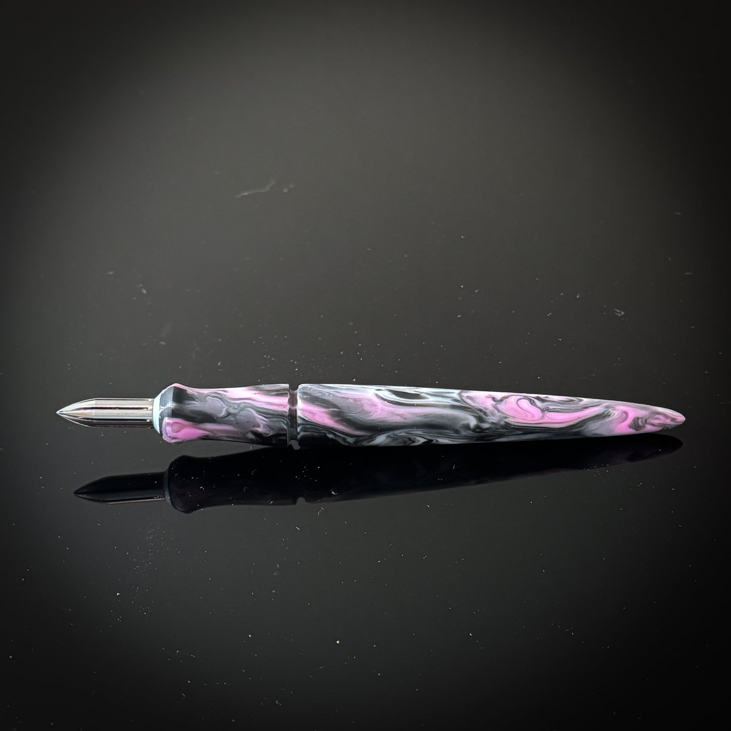 Dragonfruit Delight Mini Nib Holder - Low Lustre Finish