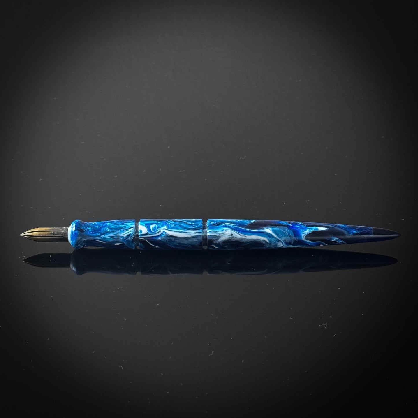Blue, White and Black Contoured Nib Holder
