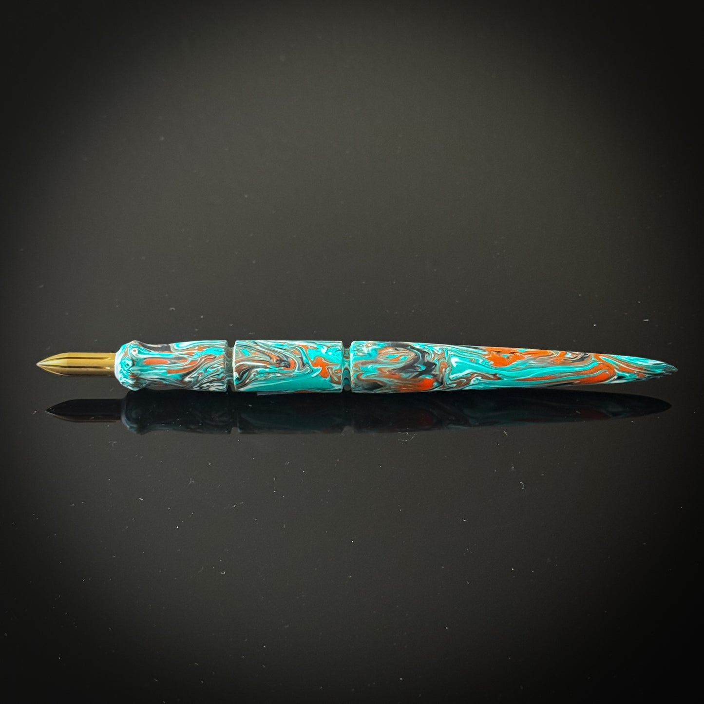 Gulf Livery Contoured Nib Holder