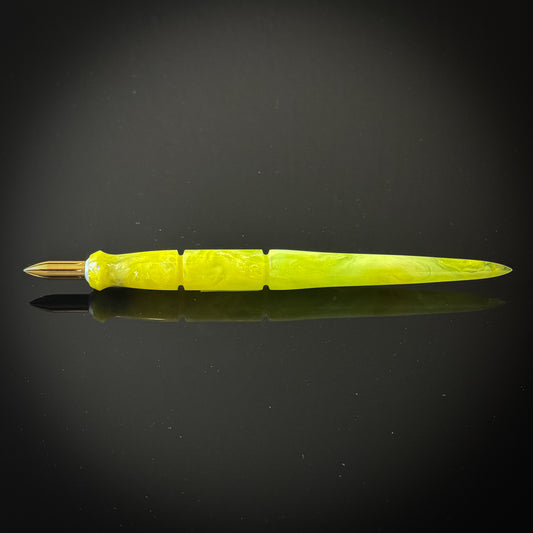 Daffodil Breeze Contoured Nib Holder