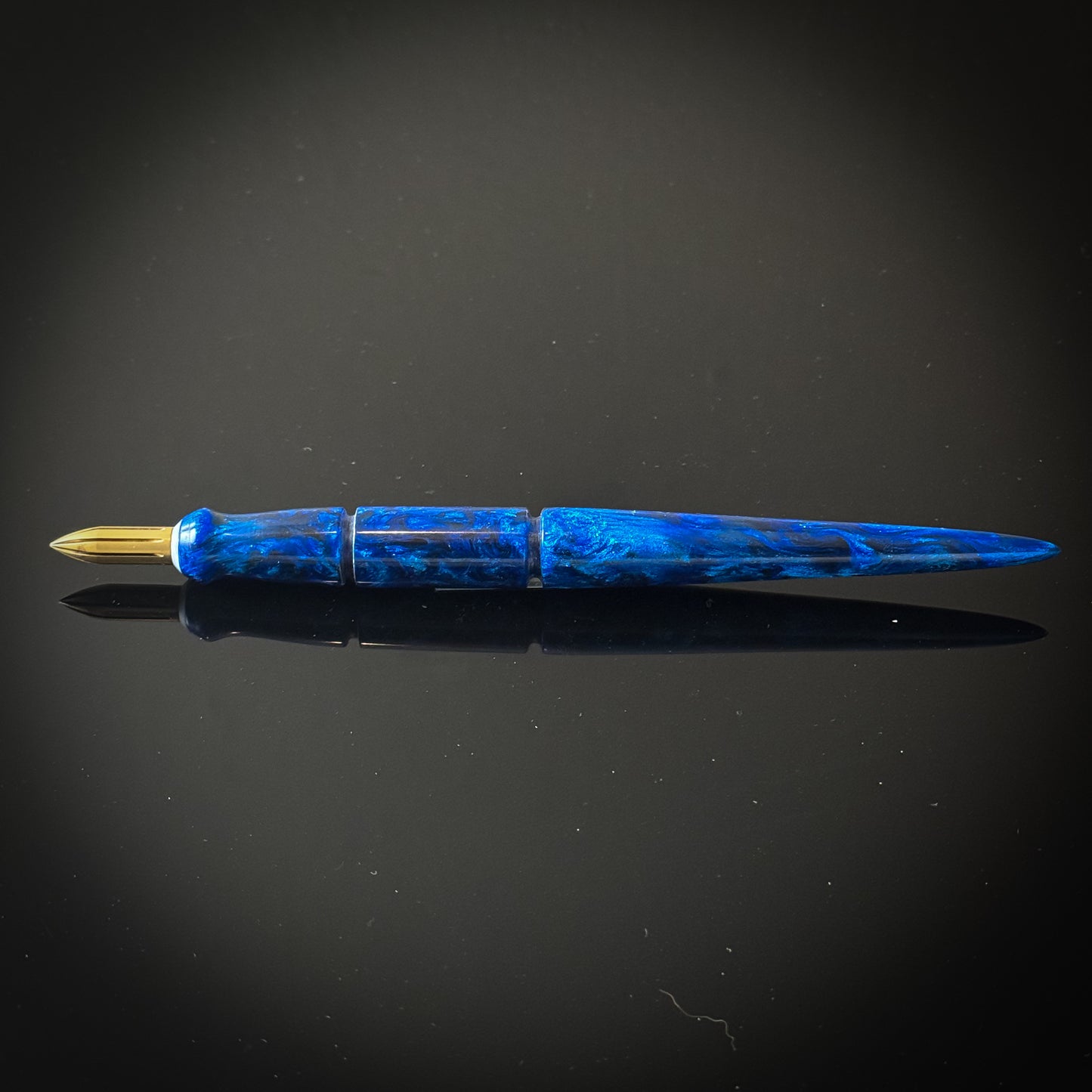 Blue Eclipse Contoured Nib Holder