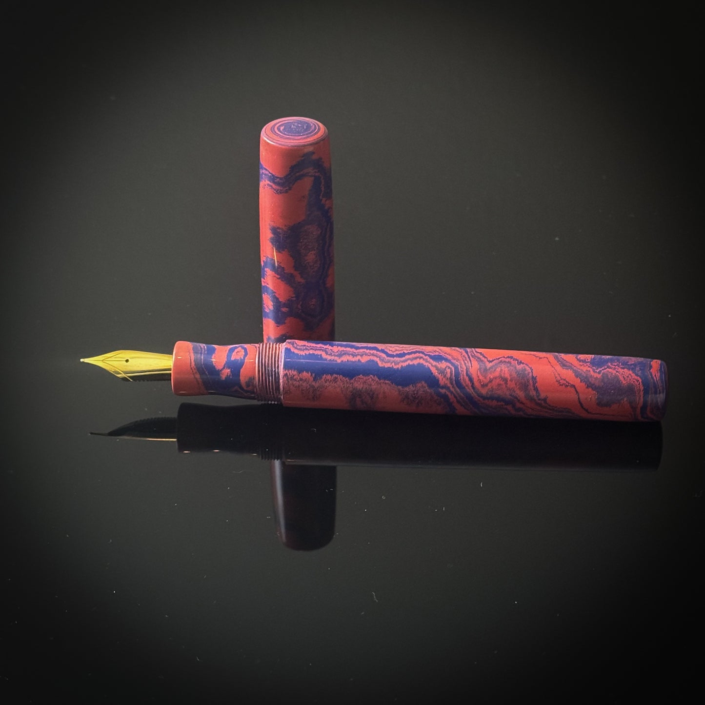 Red and Blue Ebonite Extra Long Arlington Model - Jowo Nib