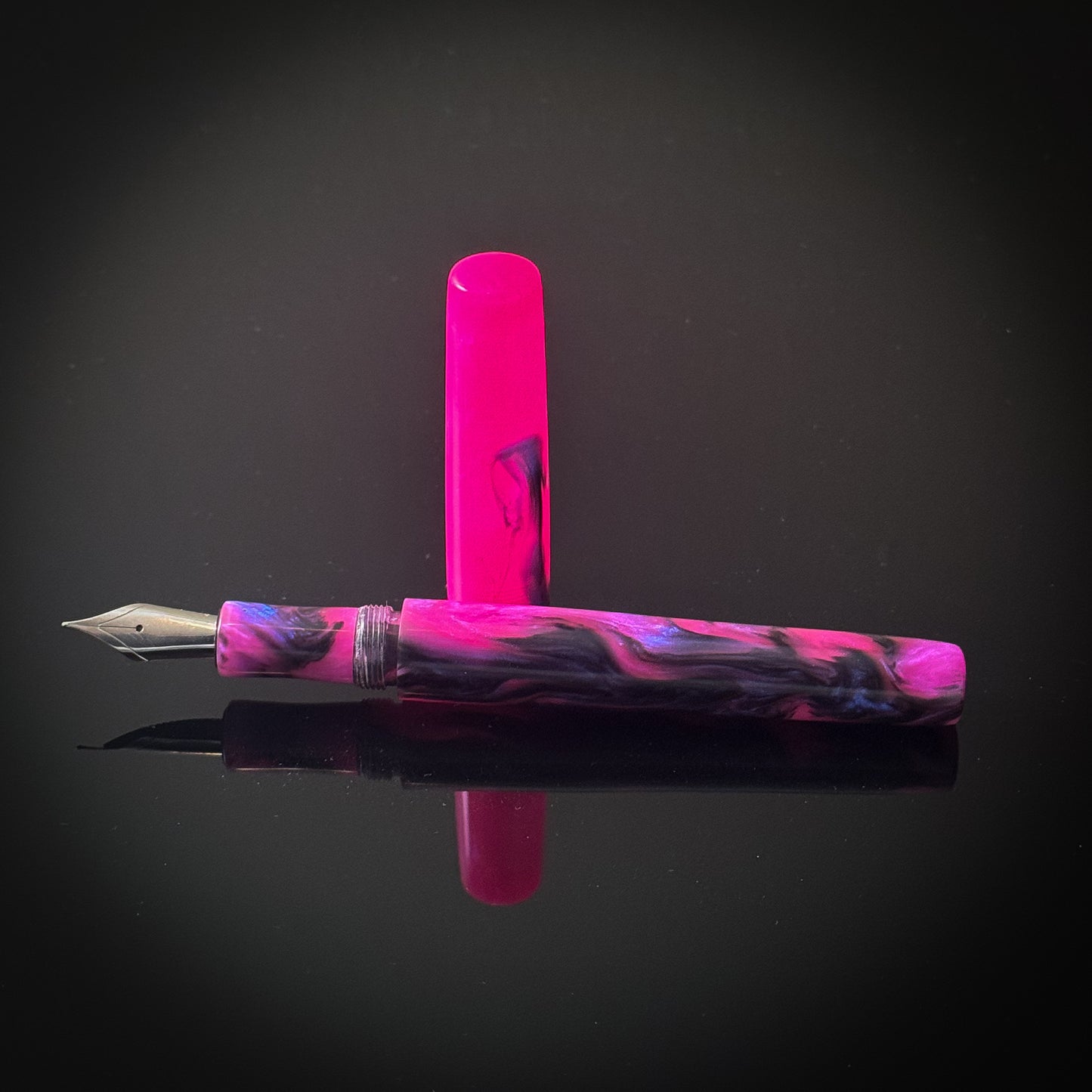 Pink Current Westwood ModelJowo Nib
