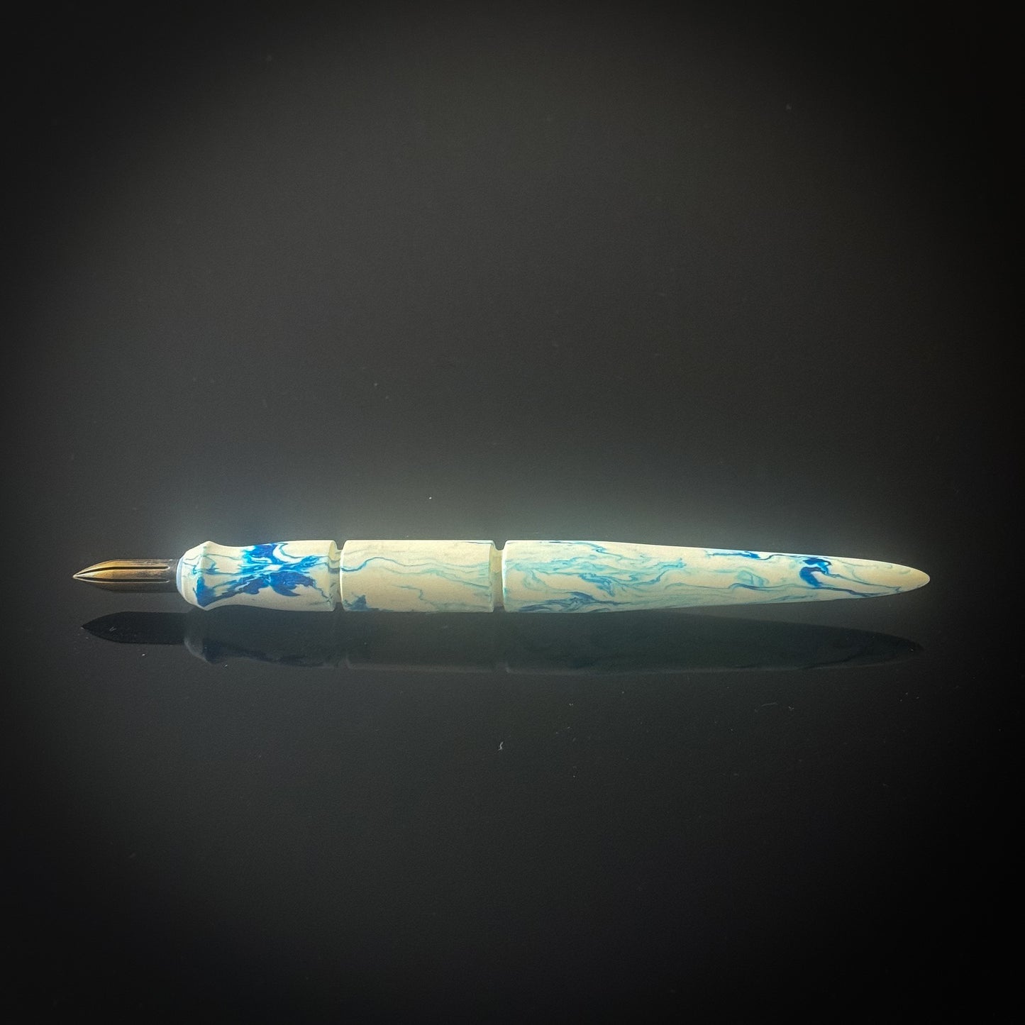 Teal and Cream Contoured Nib Holder - Low Lustre Finish