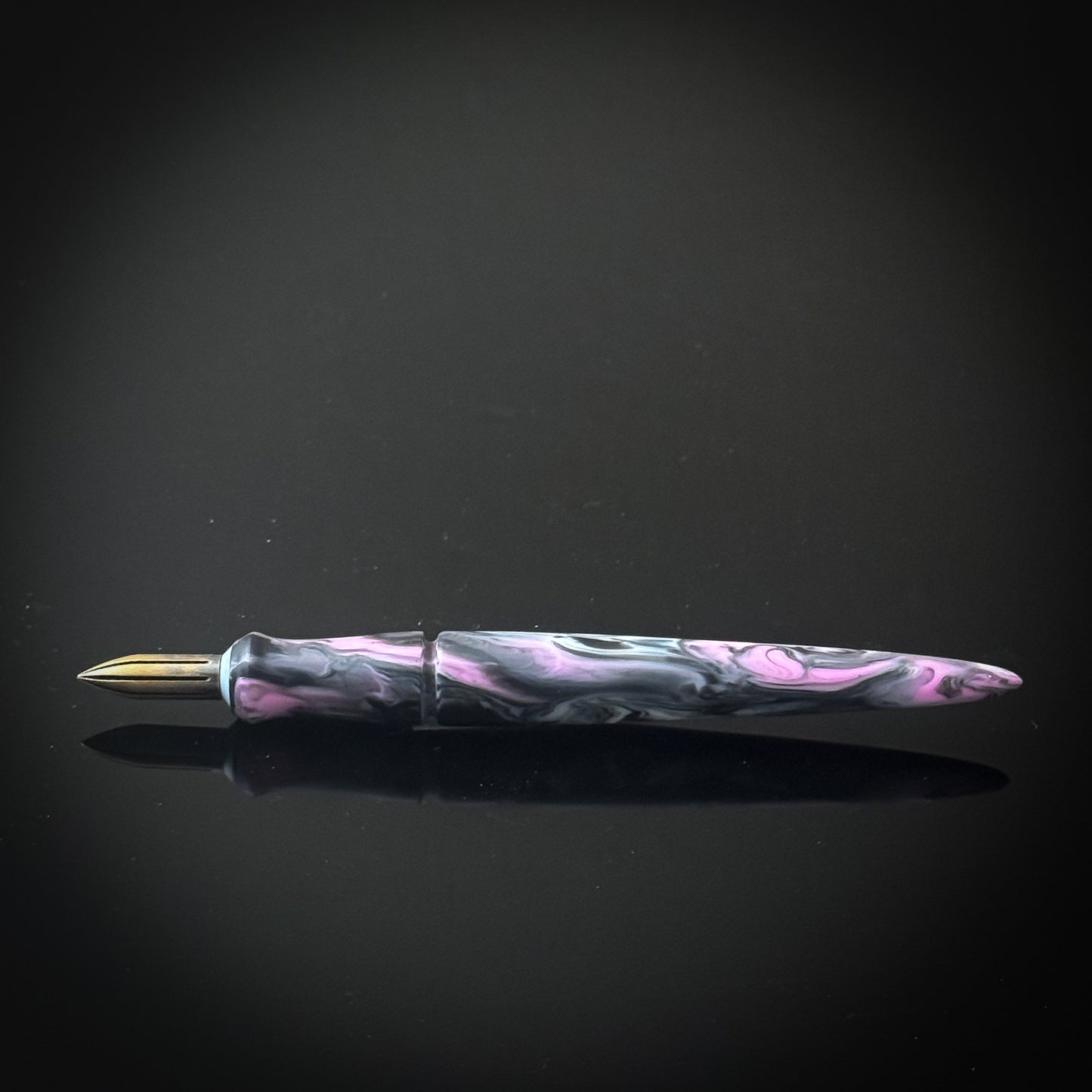 Dragonfruit Delight Mini Nib Holder Low Lustre Finish (Copy)