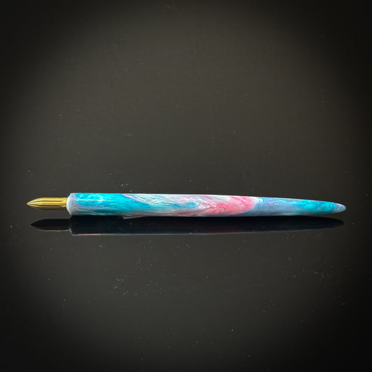 Mermaid’s Pearl Slim Style Nib Holder