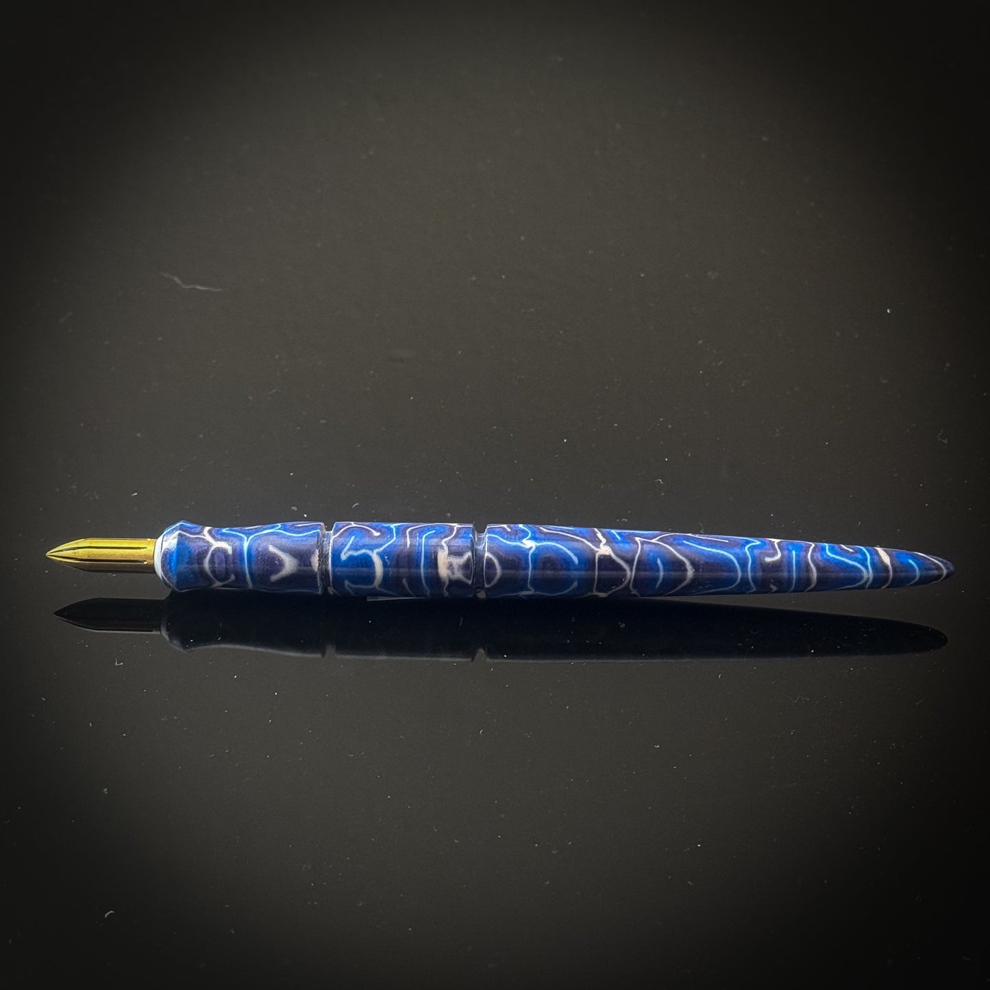 Blue and Beige CrazyFiber Contoured Nib Holder