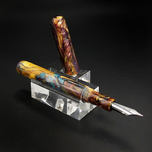 Lady with Fan Elliott Model.  Bock Nib